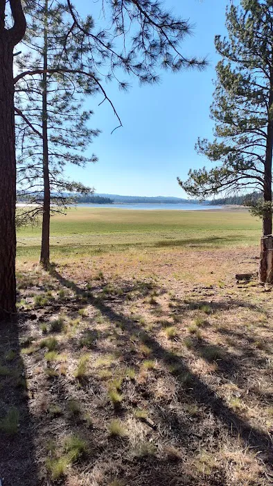 Thompson Reservoir Campground Picture 3