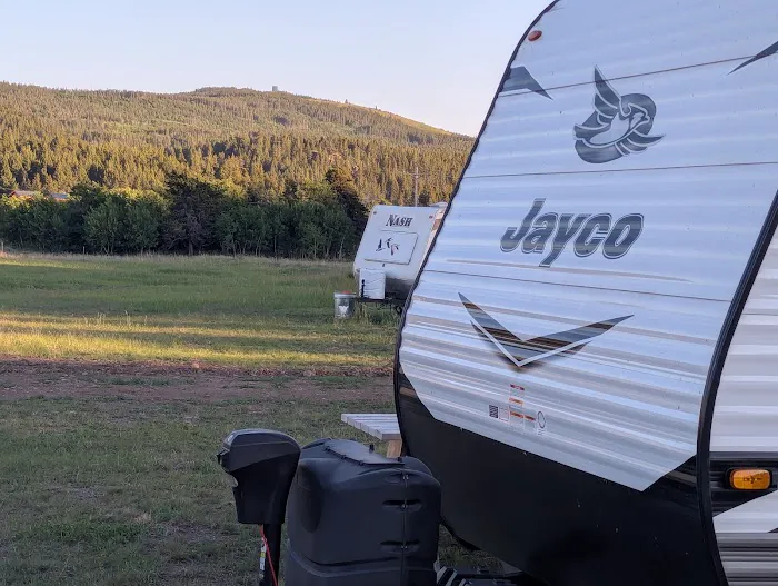 Casey's RV Park and Campground Picture 6