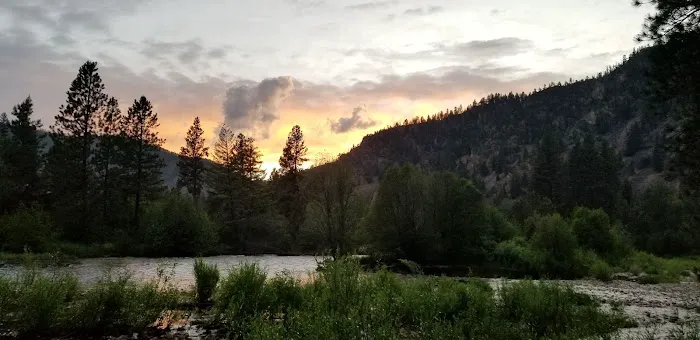 Bighorn Campground Picture 6
