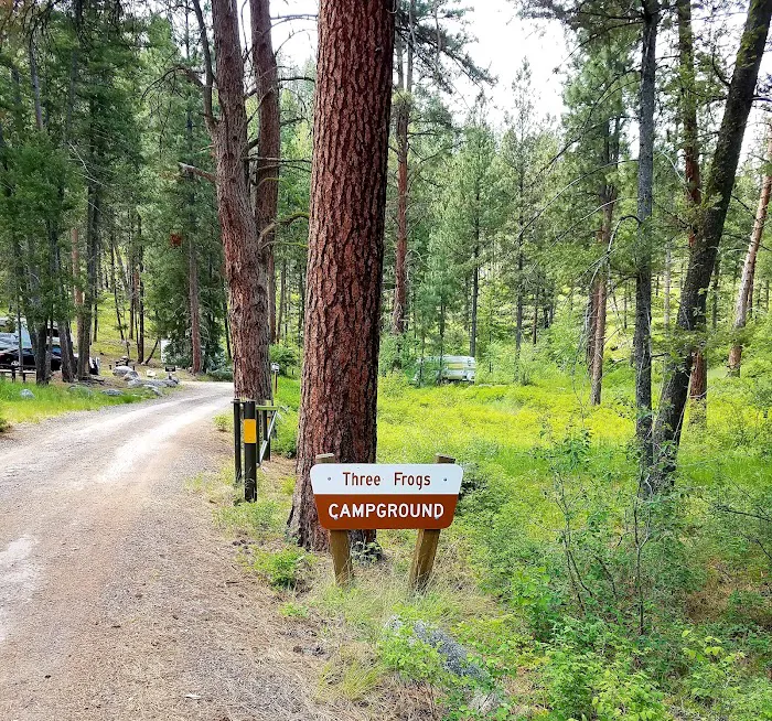 Three Frogs Campground Picture 10