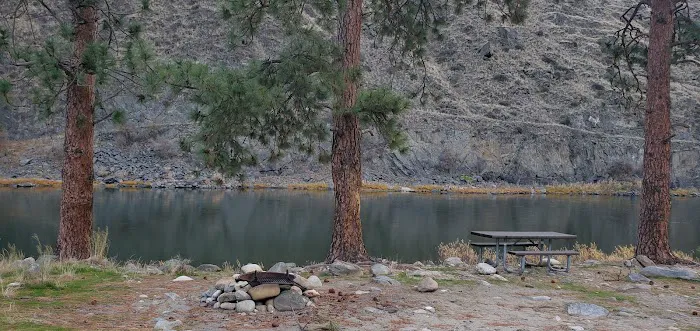 Island Bar Recreation Site Picture 7