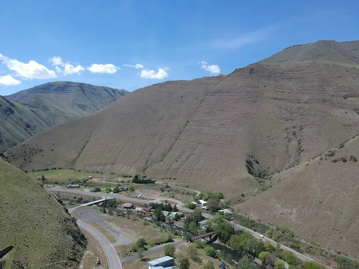 Riverside RV Park Picture 10