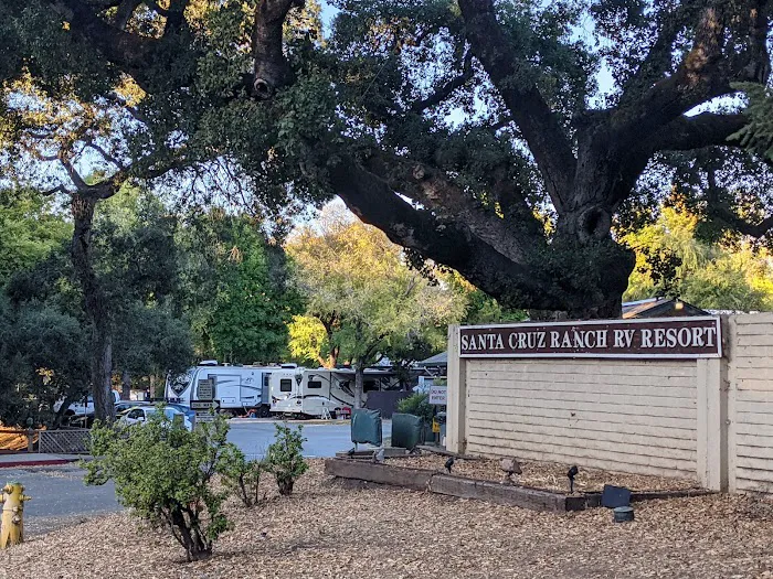 Santa Cruz Ranch Campground Picture 9