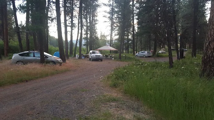 Lower Camp Creek Campground Picture 7