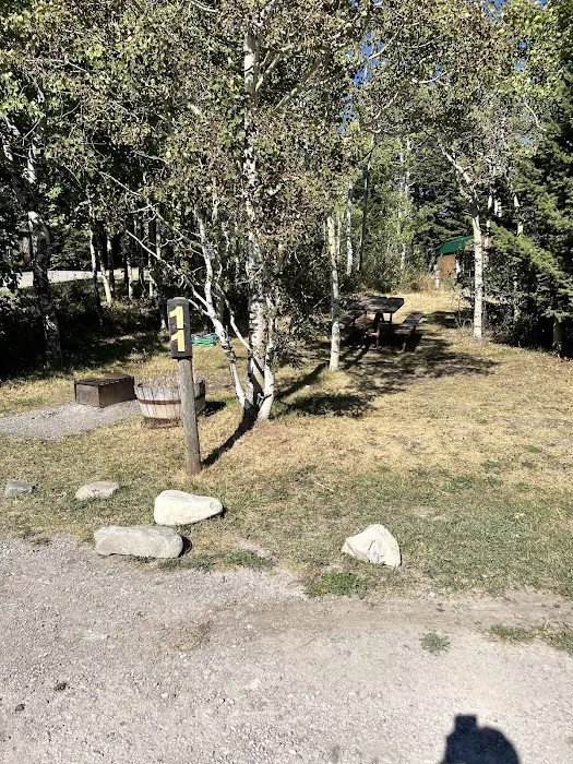 Leaning Tree Cafe and Campground Picture 2