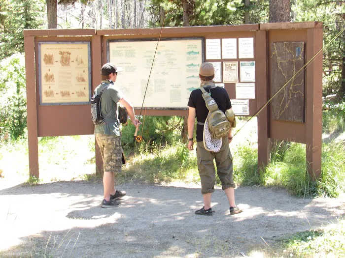 Chinook Campground Picture 5