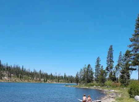 Deadhorse Lake Developed Campground