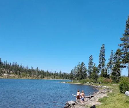 Deadhorse Lake Developed Campground