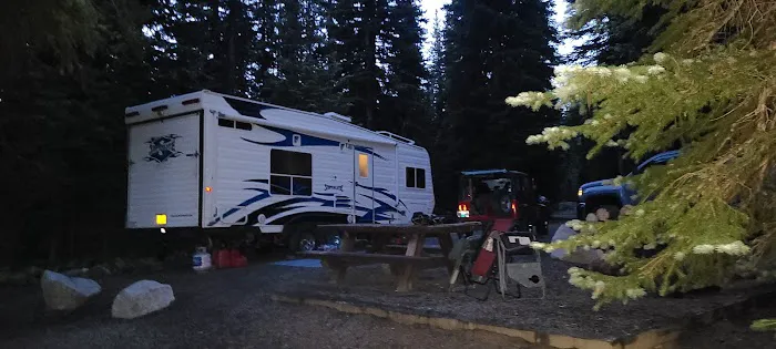 Grande Ronde Campground Picture 9