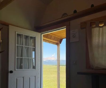 Montana Old West Cabins