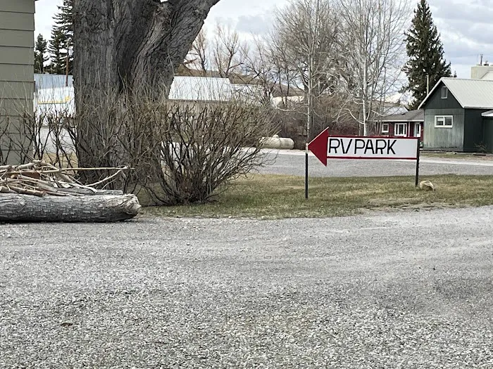 Shady Meadow RV Park Picture 3