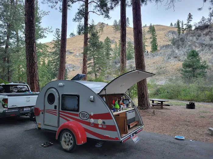 Spring Gulch Campground Picture 7