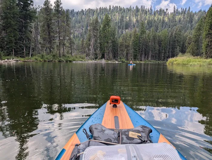 UPPER PAYETTE LAKE CAMPGROUND Picture 3