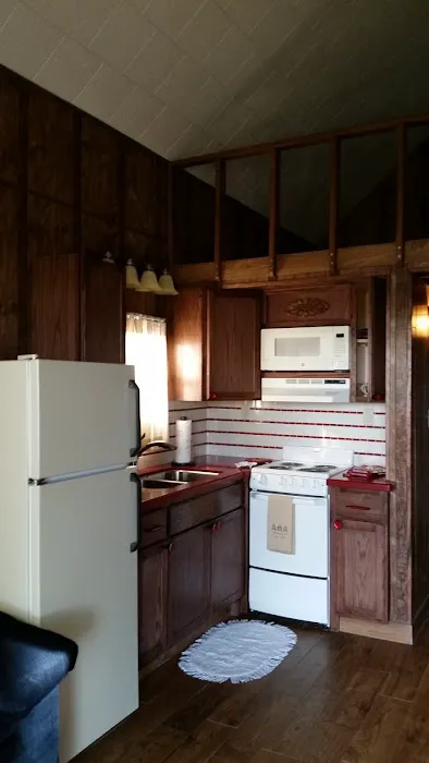 The Byrd's Nest RV Park & Cabins Picture 1