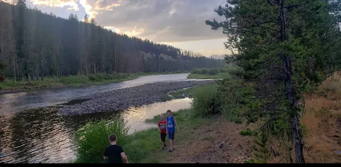 Fishcreek Campground Picture 2