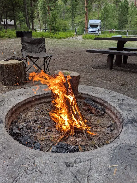 Twin Creek Campground & Group Picnic Picture 7