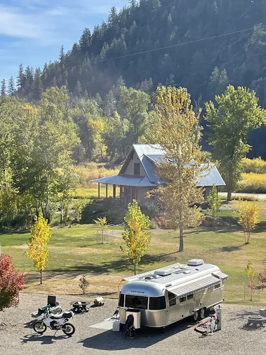 North Fork Motel & Campground Picture 7