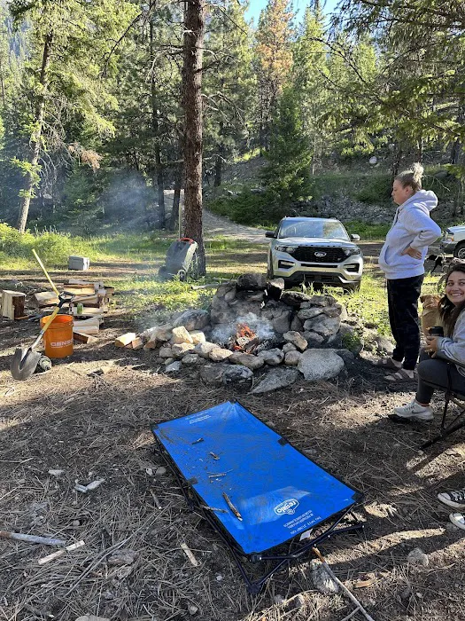 Yellow Pine Campground Picture 6