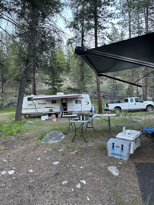 Yellow Pine Campground Picture 3