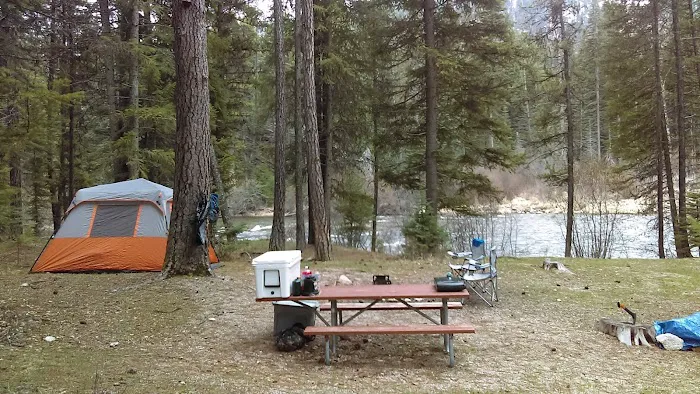 Poverty Flat Campground Picture 4