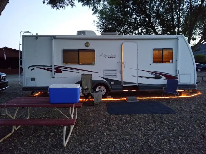Junipers Reservoir RV Resort Picture 3