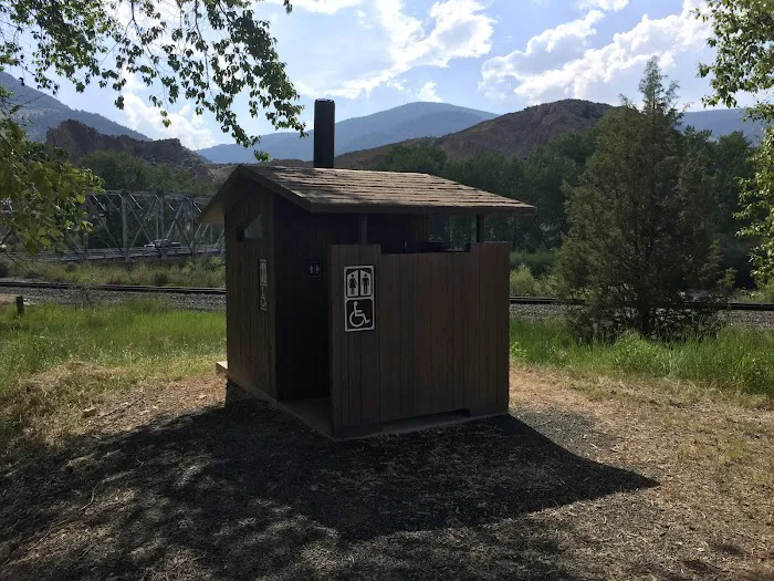 Maidenrock Campground Picture 4
