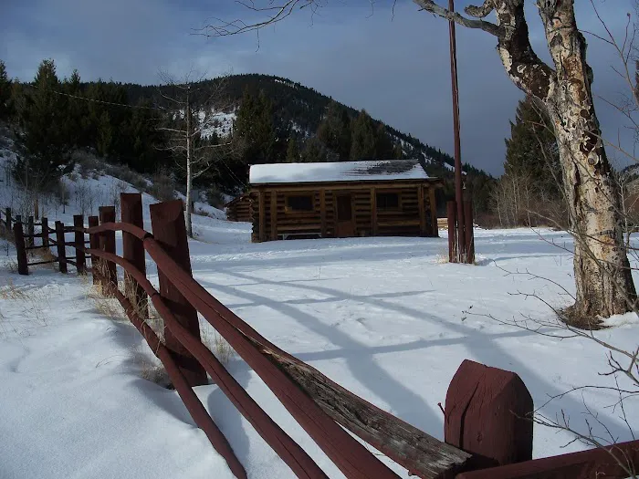 BIRCH CREEK CABIN (recgovnpsdata) Picture 2