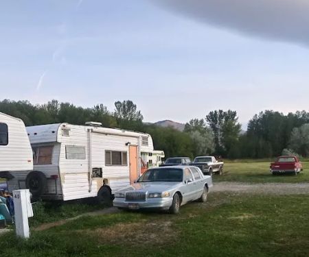 Salmon Meadows Campground