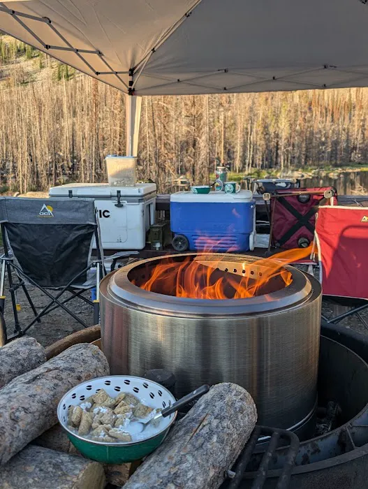 Wallace Lake Campground Picture 3