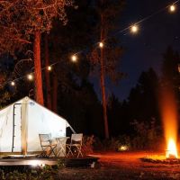 Camp Modern ico