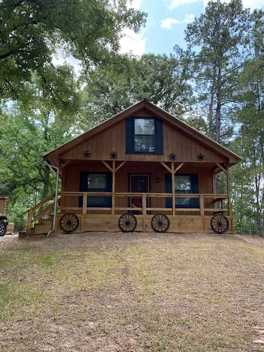 HWY 147 Bass Cabins & RV Hookups Picture 4