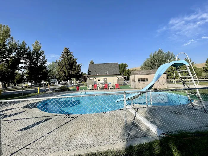 Beaverhead River RV Park & Campground Picture 3