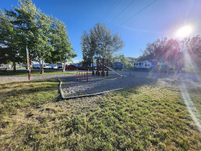Beaverhead River RV Park & Campground Picture 7
