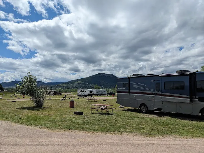 Lewis & Clark County Fairgrounds Campground Picture 7