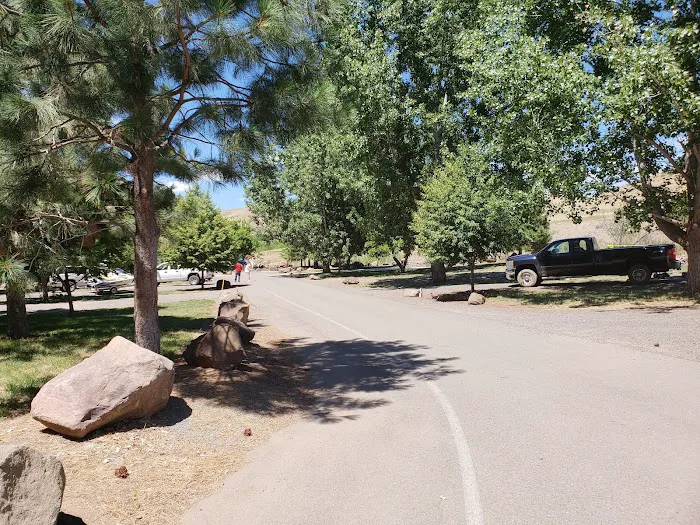 MANN CREEK CAMPGROUND Picture 5