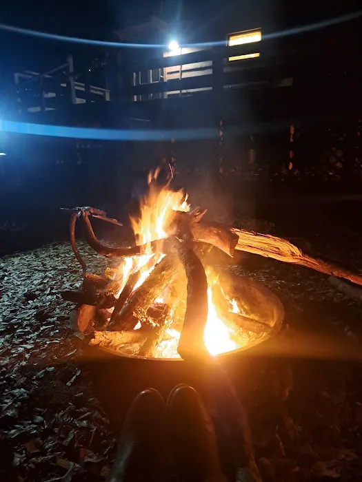 Alabama-Coushatta Tribe Lake Campground Picture 2