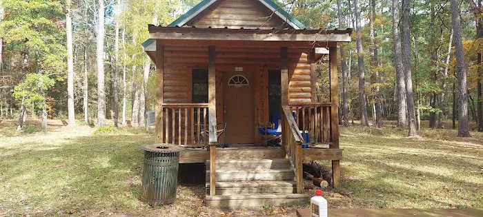 Alabama-Coushatta Tribe Lake Campground Picture 9