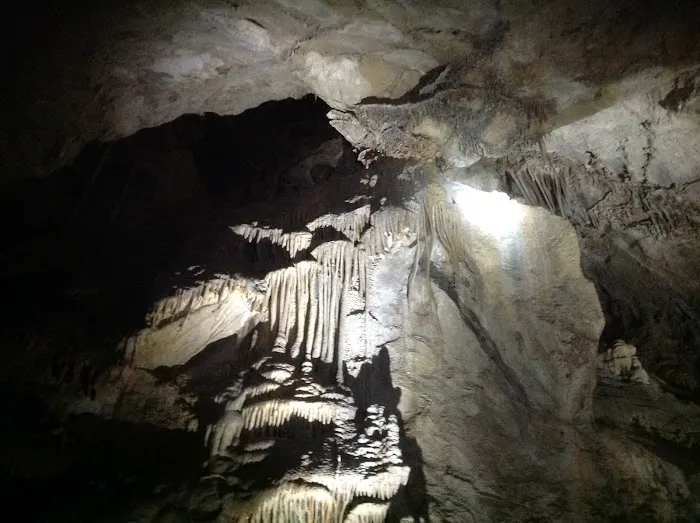 Lewis & Clark Caverns Campground Picture 7