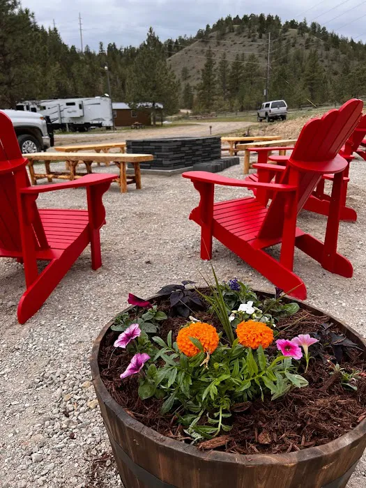 Grey Sandy Campground & Store Picture 7