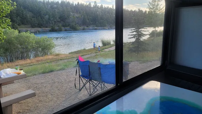 Riverside Campground Picture 4