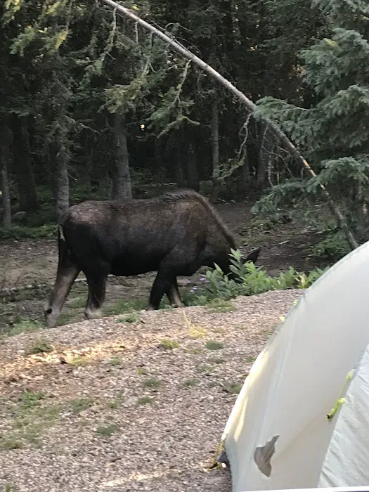 Crags Campground Complex Picture 2