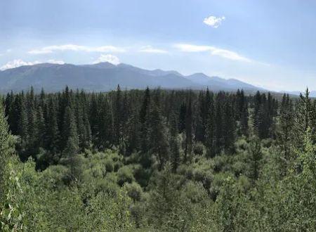 Crags Campground Complex