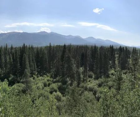 Crags Campground Complex