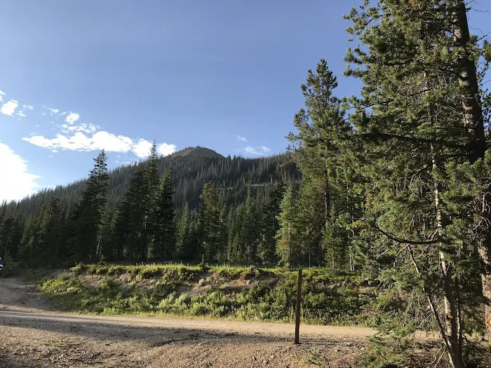 Crags Campground Complex Picture 7