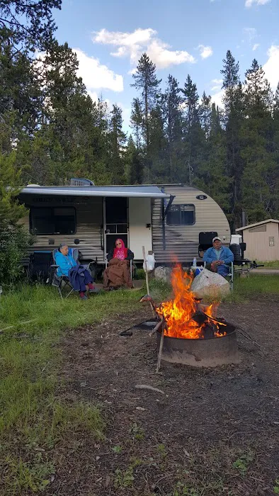 Riverside Campground (Lowman) - reserve Picture 4
