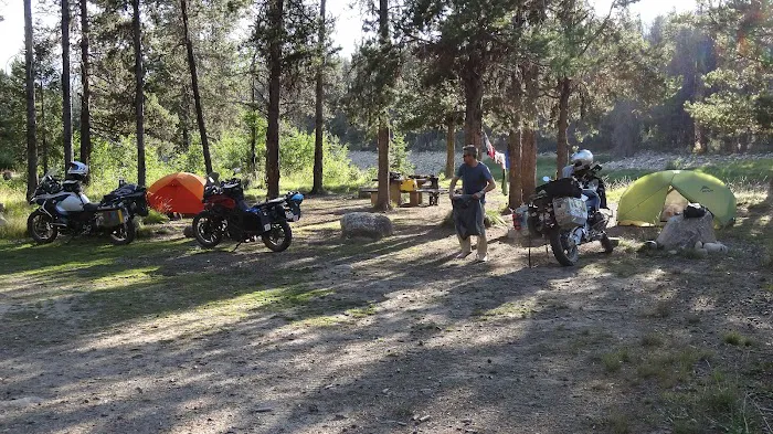 Riverside Campground (Lowman) - reserve Picture 10