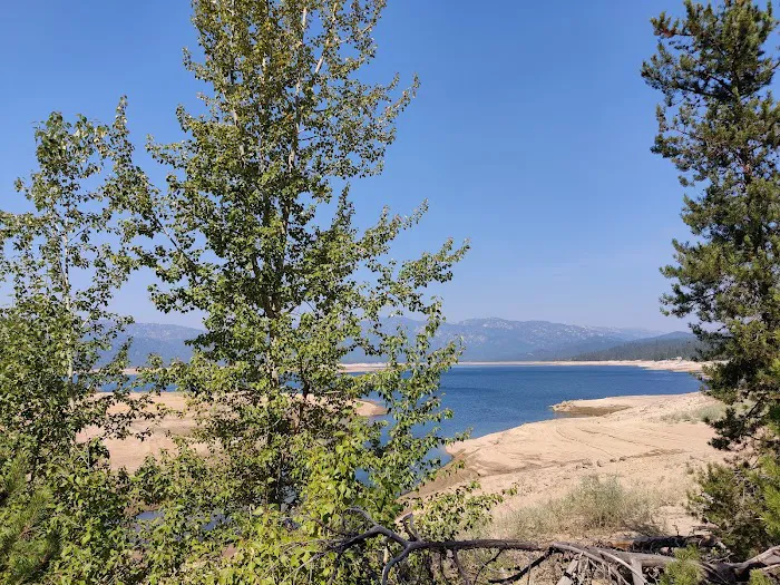 Cozy Cove Campground Picture 1