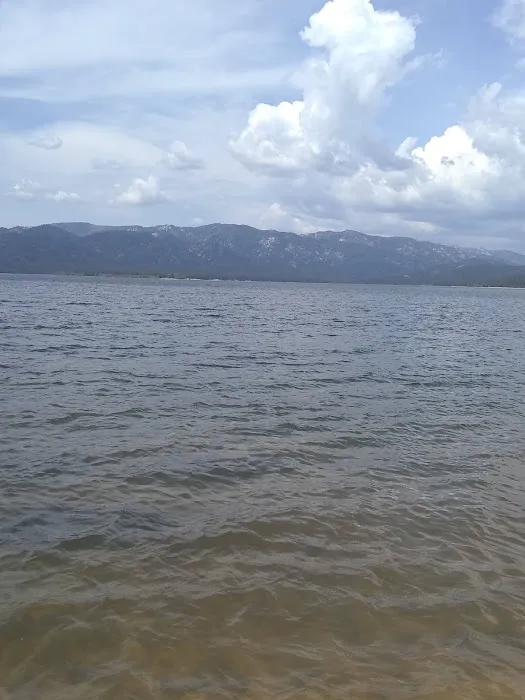 Cozy Cove Campground Picture 5