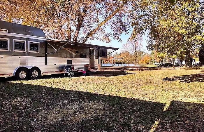 Rock Hill Bed & Bale RV Park & Arena Picture 6