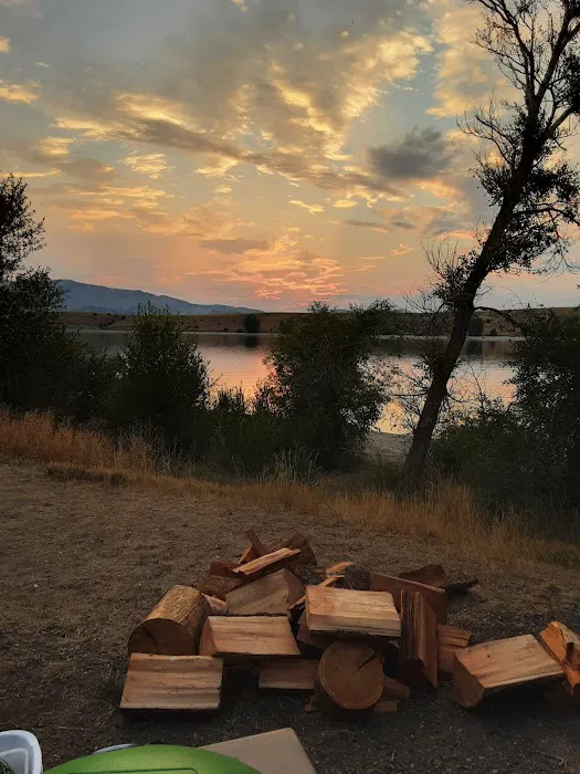 Hellgate Group Campground Picture 10
